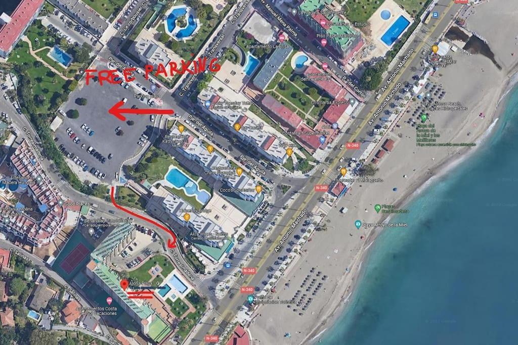 Apartamento A Pie De Playa Con Terraza Y Piscinas Daire Benalmádena Dış mekan fotoğraf
