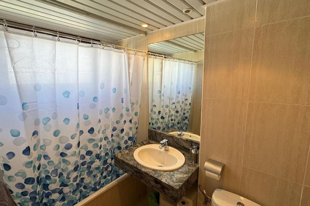 Apartamento A Pie De Playa Con Terraza Y Piscinas Daire Benalmádena Dış mekan fotoğraf